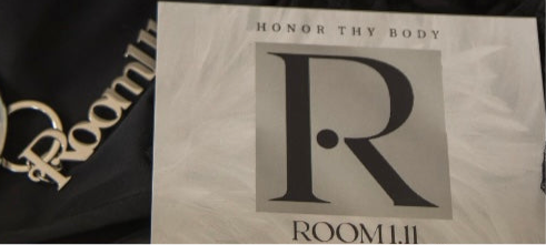 Room 1.11 Metal Keychain